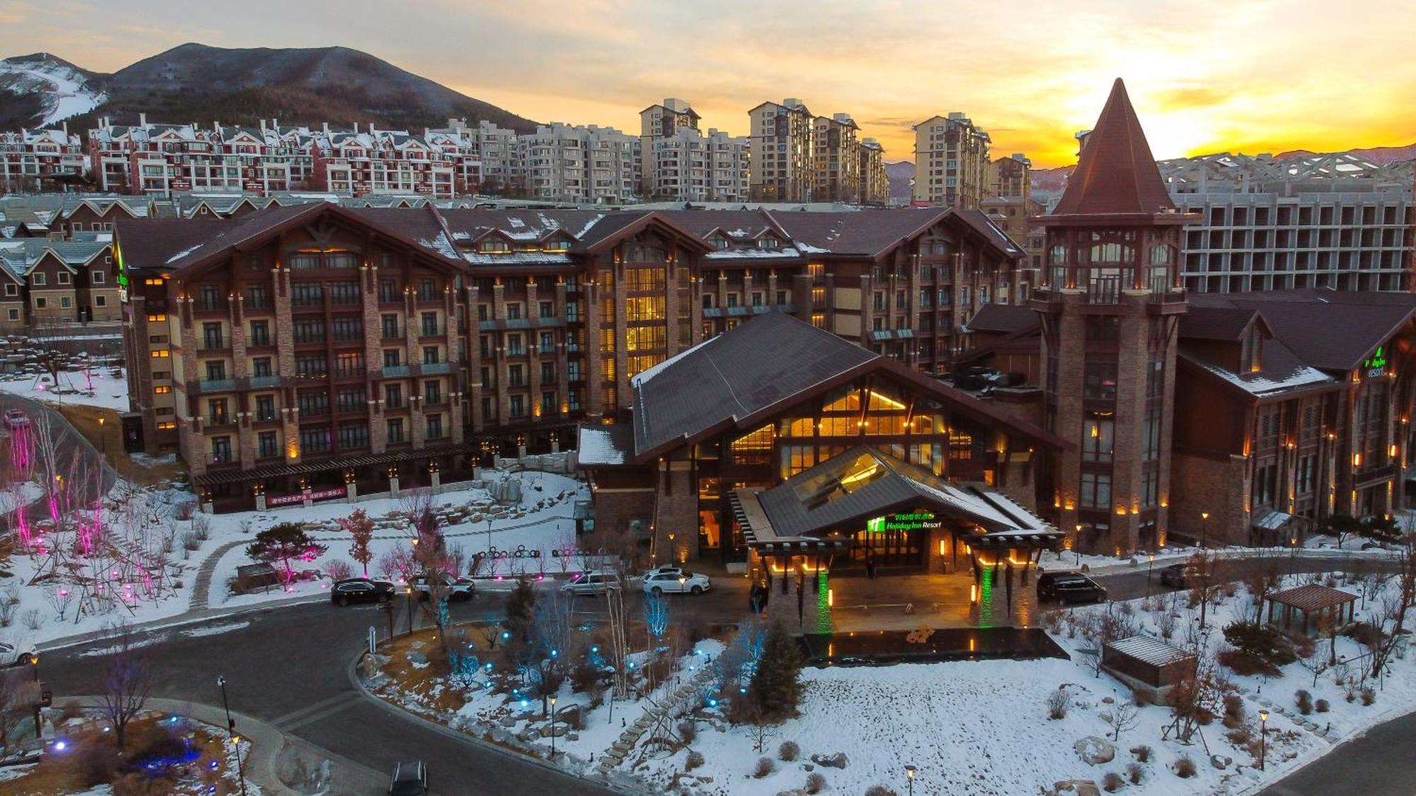 Holiday Inn Resort Zhangjiakou Chongli, An Ihg Hotel Buitenkant foto